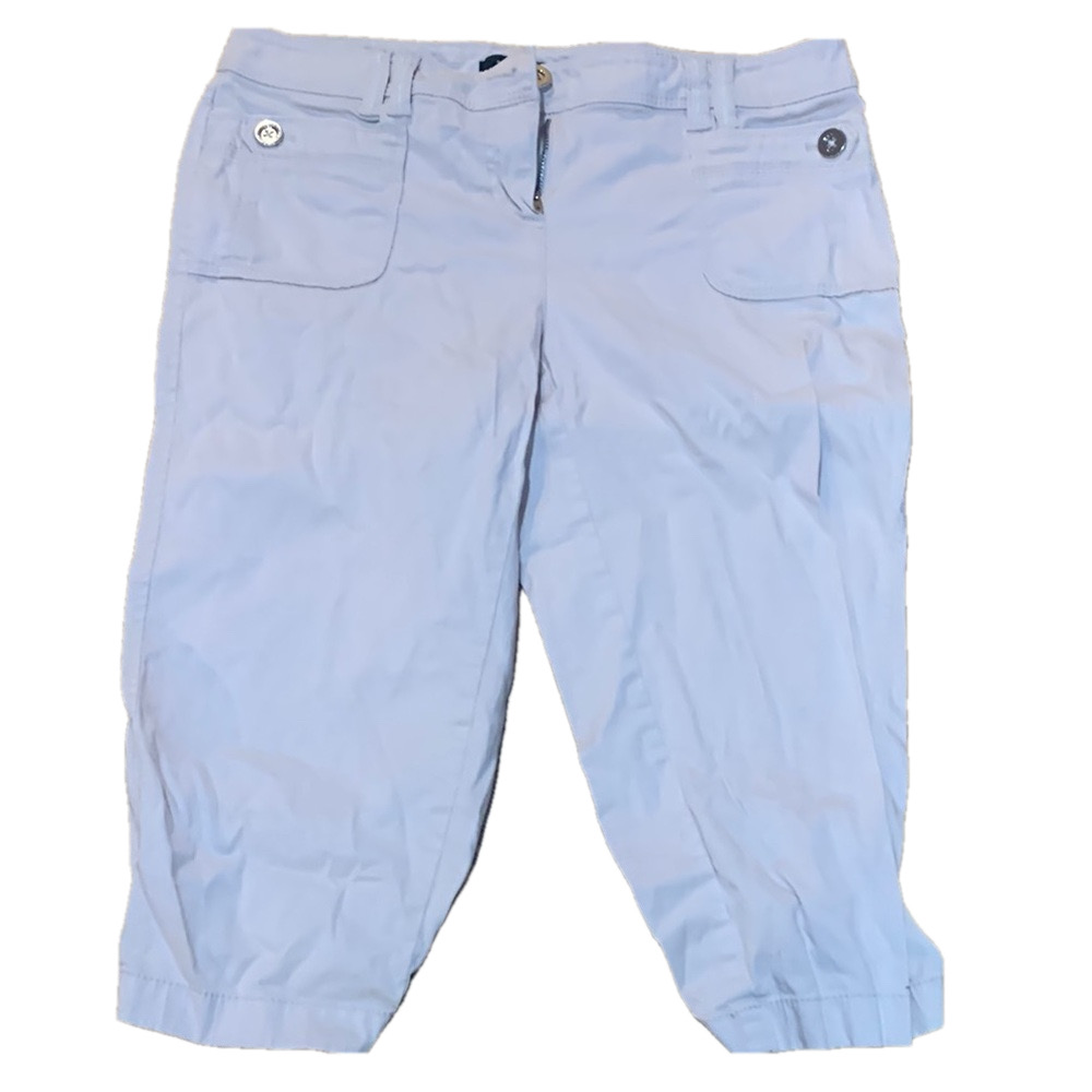 White House Black Market Light Gray Slim Pedal Pushers